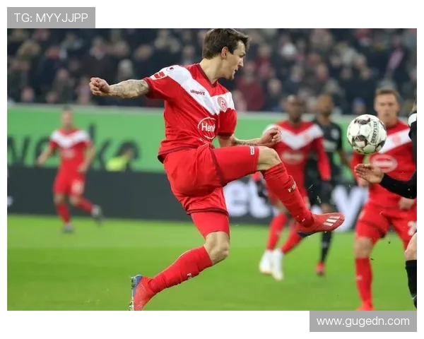 巴黎FC俱乐部崛起之路探秘从平凡球队到法乙劲旅的成长故事