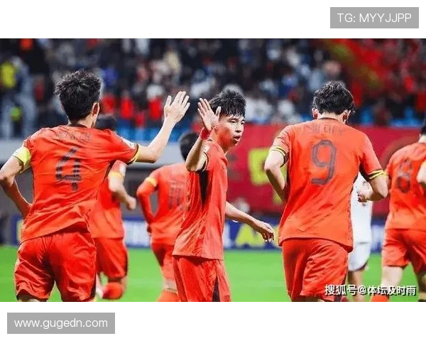 国足逆转劲敌晋级亚洲杯八强全场激战九十分钟点燃全国球迷激情潮 国足逆转劲敌晋级亚洲杯八强全场激战九十分钟点燃全国球迷激情潮
