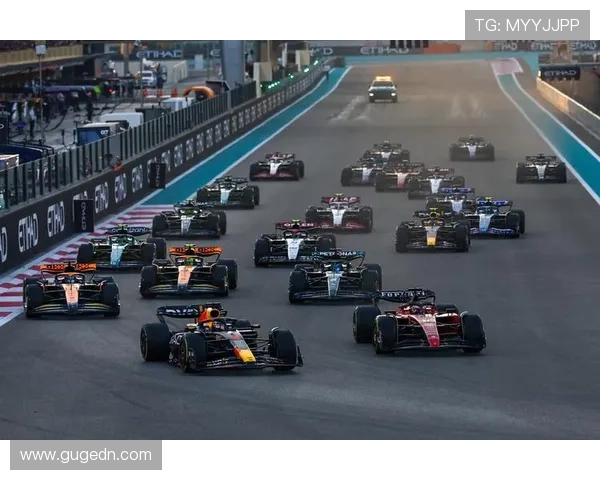 新赛季F1各大车队策略全面升级引发赛场激烈竞争持续热议不断升温 新赛季F1各大车队策略全面升级引发赛场激烈竞争持续热议不断升温