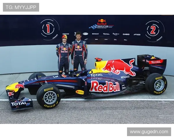 F1新赛季动态聚焦车队变革车手竞争与规则调整前景全球赛程商业影响分析 F1新赛季动态聚焦车队变革车手竞争与规则调整前景全球赛程商业影响分析